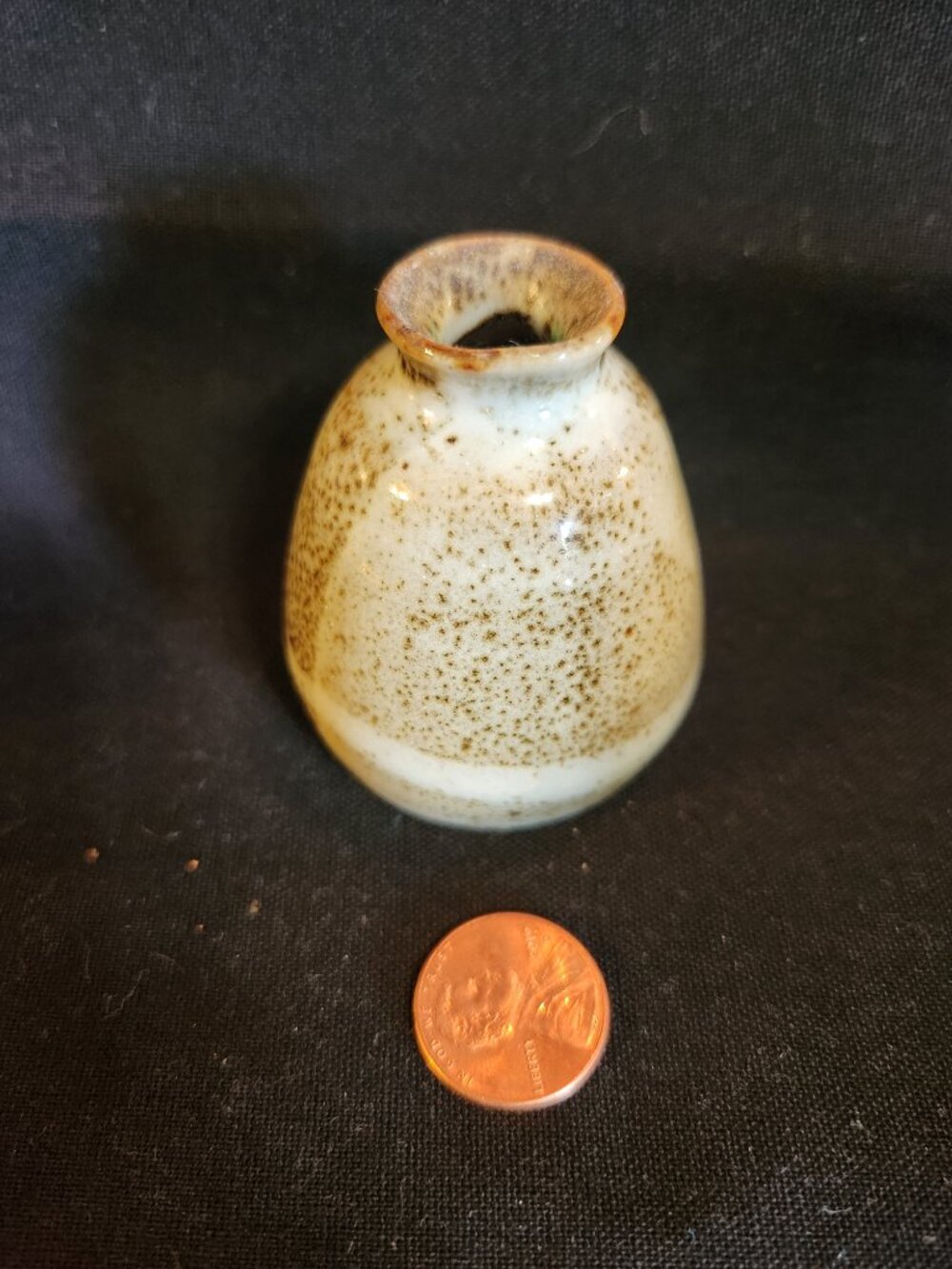 Vintage Studio Pottery Bud Vase Speckled Brown Cream Ceramic Vase - Picture 2 of 5